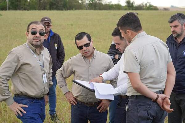 PRESIDENTE DE LA ANDE SE REUNIÓ CON PRODUCTORES DE LECHE Y PROMETIÓ AGILIZAR TRABAJOS