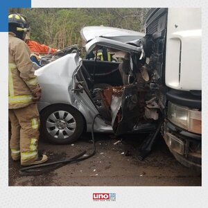 Diario HOY | Adelantamiento indebido en ruta, y choque de camión y auto: dos muertos