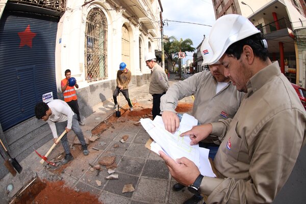 ANDE inició obras de cableado subterráneo en calle Palma | 1000 Noticias