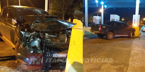 CAMIONETA IMPACTÓ CONTRA BLOQUE DE CONCRETO DEL PEAJE EN CNEL. BOGADO - Itapúa Noticias