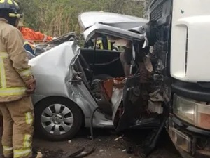 Dos fallecidos en grave accidente sobre la PY-03 - La Tribuna