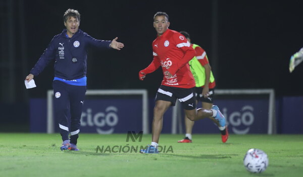 Versus / La virtud que debe recuperar la Albirroja, según "Kaku" Romero Gamarra