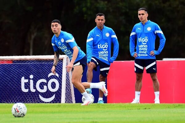 Romero Gamarra: “Disfruto estar aquí” - Fútbol - ABC Color