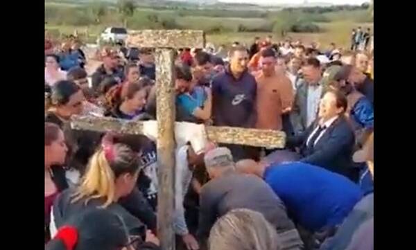 [VIDEO] Emotiva despedida del niño de 12 años asesinado al defender a su mamá de delincuentes
