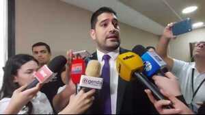 “El presidente viola claramente la CN”, según diputado
