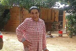 Kuña guapa construye para su casa •