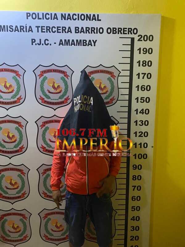 Policía detiene en barrio Obrero a un sujeto con cuatro órdenes de captura - Radio Imperio 106.7 FM