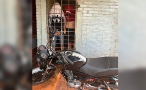 Recuperan una moto hurtada y aprehenden a los sospechosos