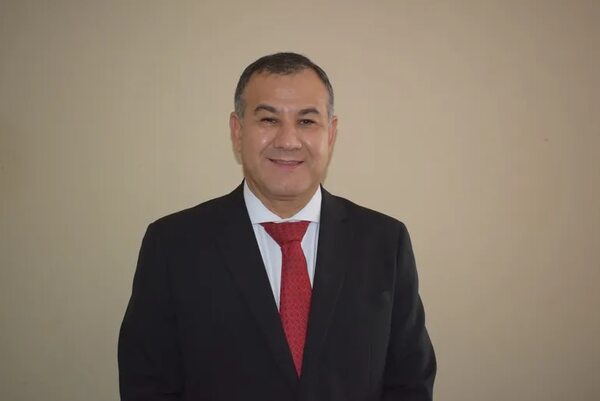 Nuevo director del Hospital de Luque promete priorizar mejoras en sistema de agendamiento - Nacionales - ABC Color