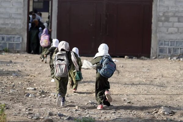 Conflictos impiden la vuelta al colegio de millones de niños a nivel global, según ONG - Mundo - ABC Color