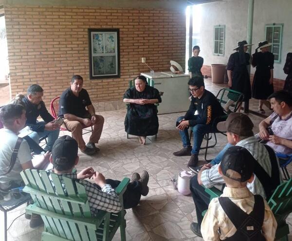 Diario HOY | Fiscal se reúne con familia de colono asesinado durante un asalto