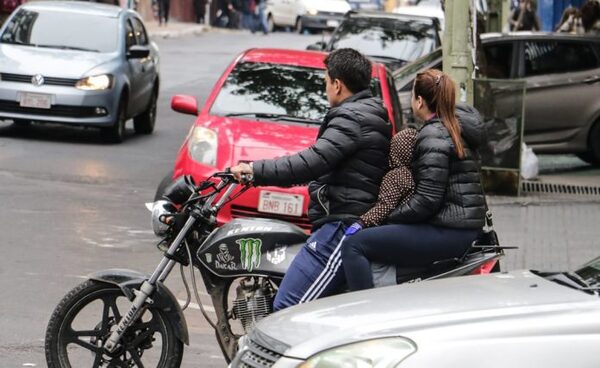Recuerdan a motociclistas medidas de seguridad para tomar precauciones y evitar accidentes