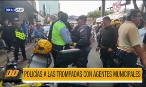 Policías a las trompadas con agentes municipales en CDE | Telefuturo
