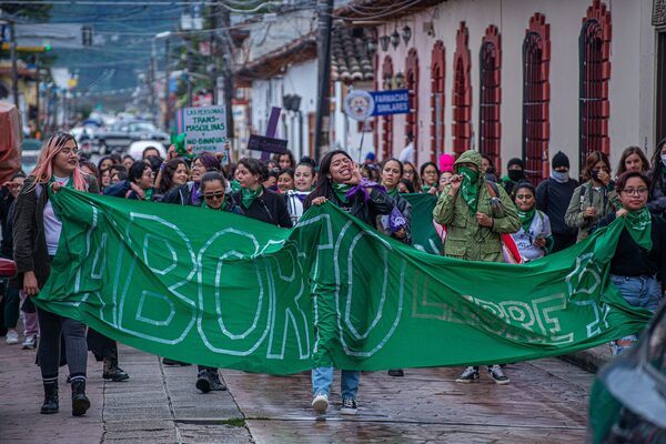 Corte Suprema despenaliza el aborto en México | 1000 Noticias