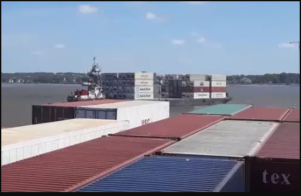 Embargan barcaza con 30 millones de litros de combustible paraguayo en Argentina - ADN Digital