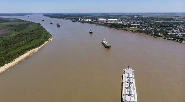 Diario HOY | Argentina retiene barcaza que trae combustible a Paraguay