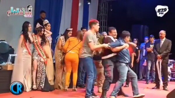 ¡Escándalo! Elección de Miss Guarambaré terminó en moquete