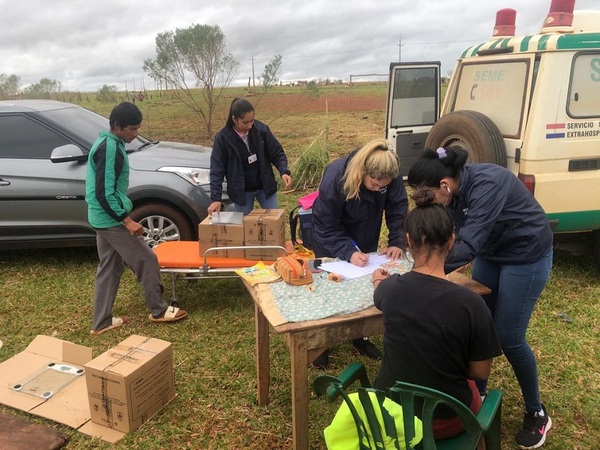 Caaguazú: Brindan asistencia en atención medica a ciudadanos afectados por un temporal