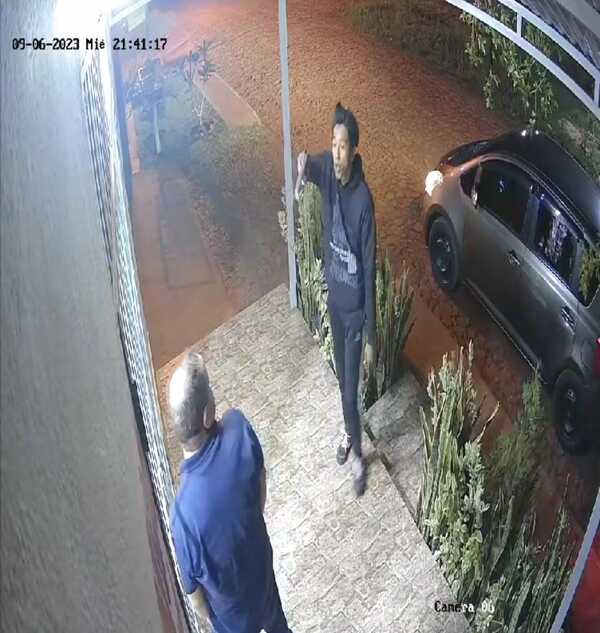 Diario HOY | VIDEO - Malvivientes llevaron auto de conductor de Bolt
