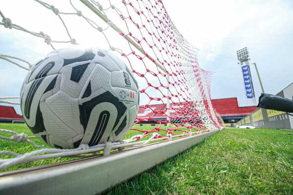 ¡La Albirroja inicia hoy su camino rumbo al Mundial! - trece