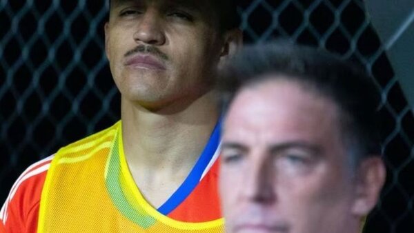 Alexis Sánchez, baja por problemas físicos frente a Uruguay