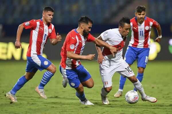 Versus / Los 11 "sobrevivientes" del estreno de Paraguay en las Eliminatorias pasadas