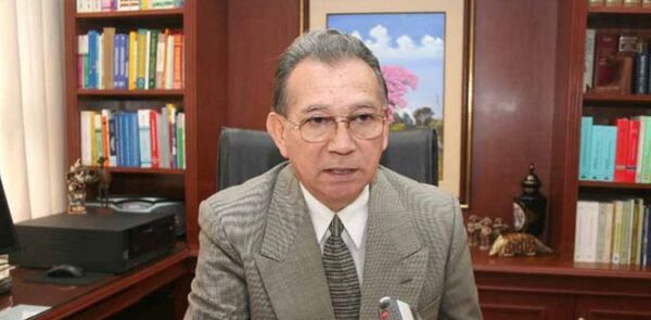Jos茅 Altamirano expres贸 que la designaci贸n de ministros como consejeros de Itaip煤 se trata del "mejor equipo" en los 煤ltimos a帽os - Revista PLUS