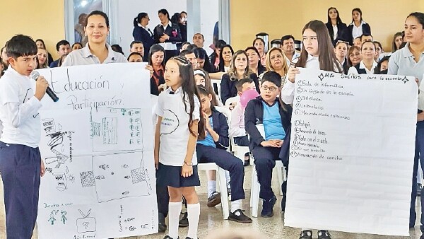 Alumnos piden invertir más en educación a nuevo gobernador