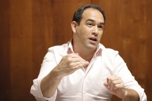 La informalidad y niveles de corrupción, los principales obstáculos que enfrenta el nuevo Gobierno, aseguran - ADN Digital