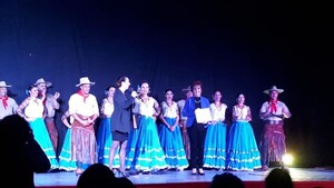 Gala de danza paraguaya en homenaje a María Magdalena Duarte Melgarejo