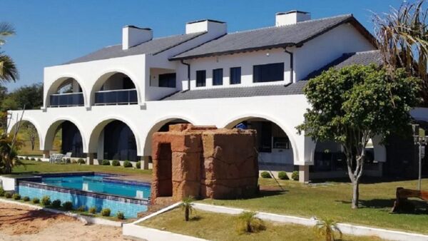 Defensa de Cucho Cabaña “peleará por sus bienes” subastados por la Senabico