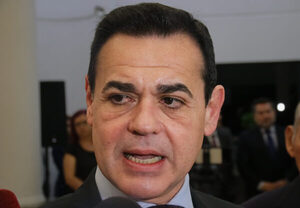 Paraguay le expresa al embajador de Argentina su protesta por la retención de diez barcazas - MarketData