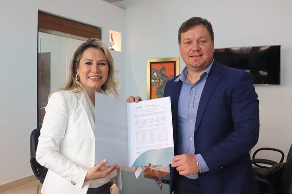 SENATUR BRINDA SU APOYO A LA 11ª EDICIÓN DE LA FIESTA DE LAS COLECTIVIDADES - Itapúa Noticias