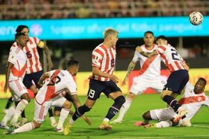 Paraguay se “estrelló” ante el palo en su estreno en las Eliminatorias