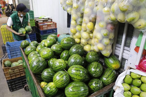 La inflación interanual de Colombia sigue bajando y se situó en el 11,43 % en agosto - MarketData