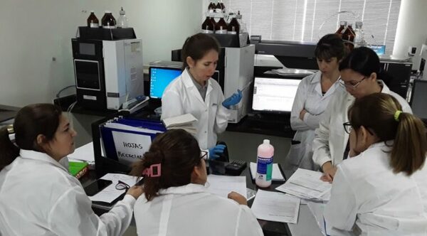 Alertan sobre circulación de medicamentos con registros sanitarios vencidos