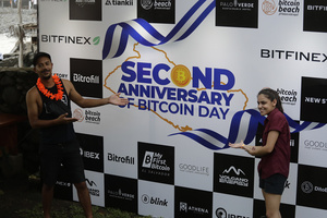 Bitcoiners celebran en El Salvador el segundo año de la circulación legal del bitcóin - MarketData