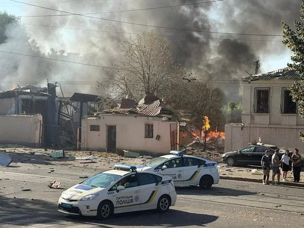 Putin volvió a bombardear la ciudad natal de Zelensky con misiles: un muerto y 44 heridos