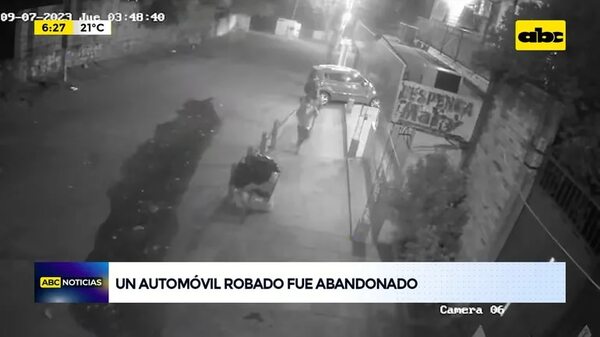Video: Un automóvil robado fue abandonado - ABC Noticias - ABC Color
