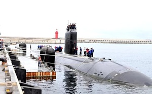 Kim Jong-un presentó un nuevo submarino nuclear táctico de ataque | OnLivePy