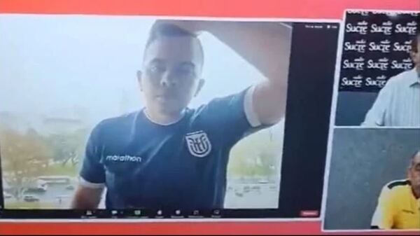 Diario HOY | VIDEO- “Alguien desnudo por ahí”: increíble blooper de periodista en previa de partido
