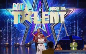Presentan la danza de la botella en Got Talent Argentina – Prensa 5