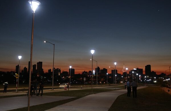 Diario HOY | Asaltan y manosean a modelo en la Costanera de Asunción