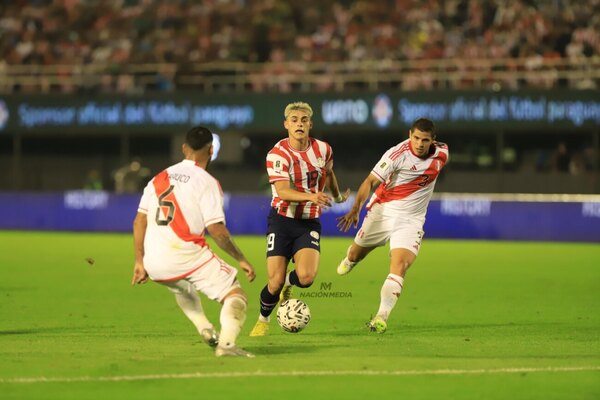 Versus / El partidazo de Ramón Sosa: Atrevimiento, gambetas y mucho desequilibrio