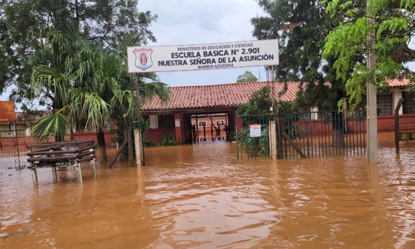 Bajo agua y sin clases, problema de hace 20 años en escuela de Coronel Oviedo