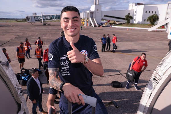 Selección Paraguaya: Almirón está con una contractura - trece