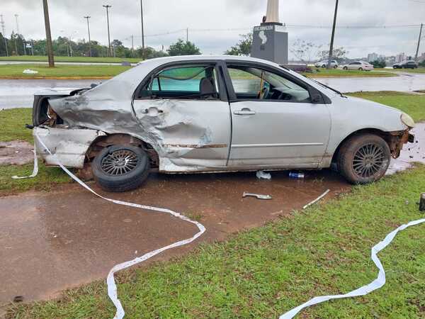 VEHÍCULOS PROTAGONIZARON GRAVE COLISIÓN SOBRE LA RUTA PY01 EN ENCARNACIÓN - Itapúa Noticias