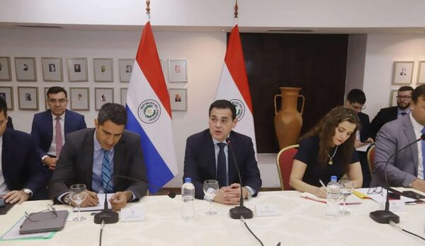 Paraguay condemns measures that aggravate the situation on the waterway and annunciates measures at the Mercosur level - .::Agencia IP::.