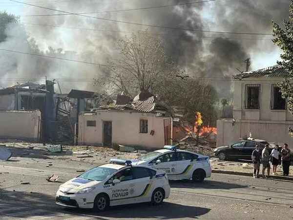 Putin volvió a bombardear la ciudad natal de Zelensky con misiles: un muerto y 44 heridos