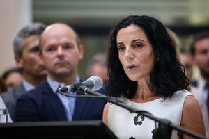 Ministra dice que su modelo económico ubica a Uruguay en "una senda de desarrollo sostenible" - MarketData